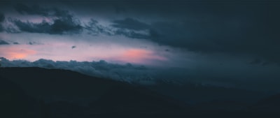 夜间山景摄影